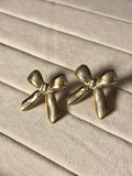 RIBBON BOW STUDS