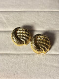 TEXTURED SHELL STUDS