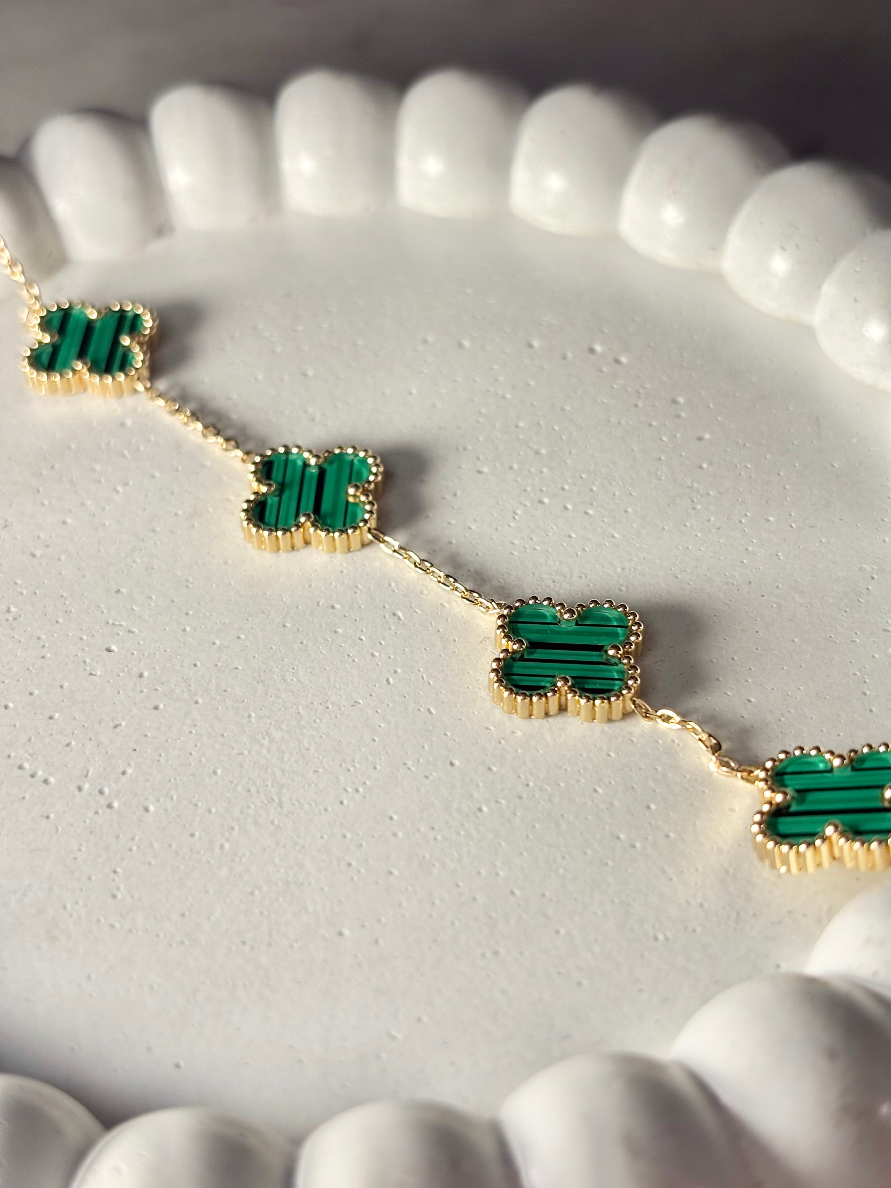 AURELIA FOUT LEAF GREEN BRACELET
