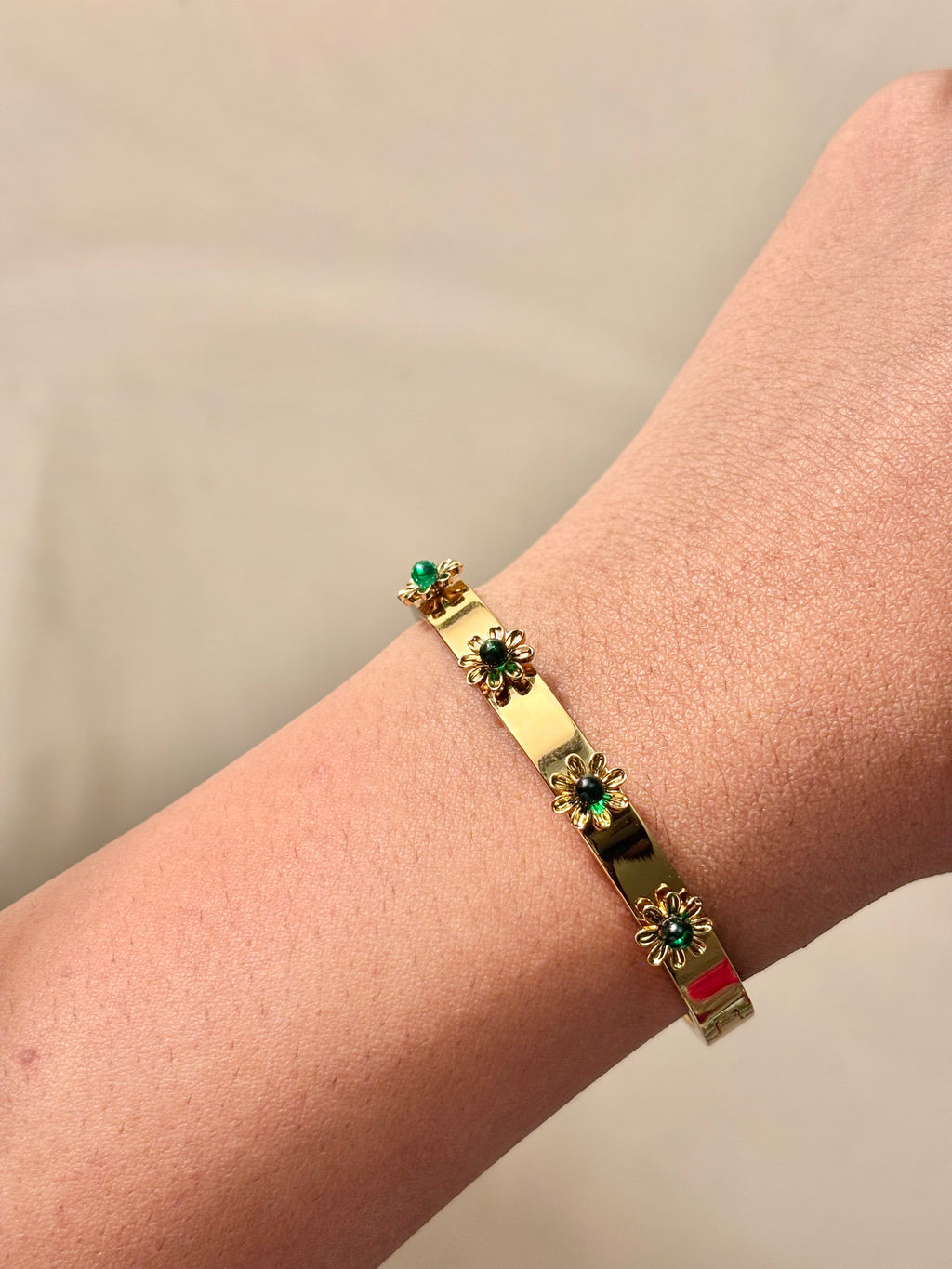 MIDNIGHT & CRYSTAL CLOVER BRACELET
