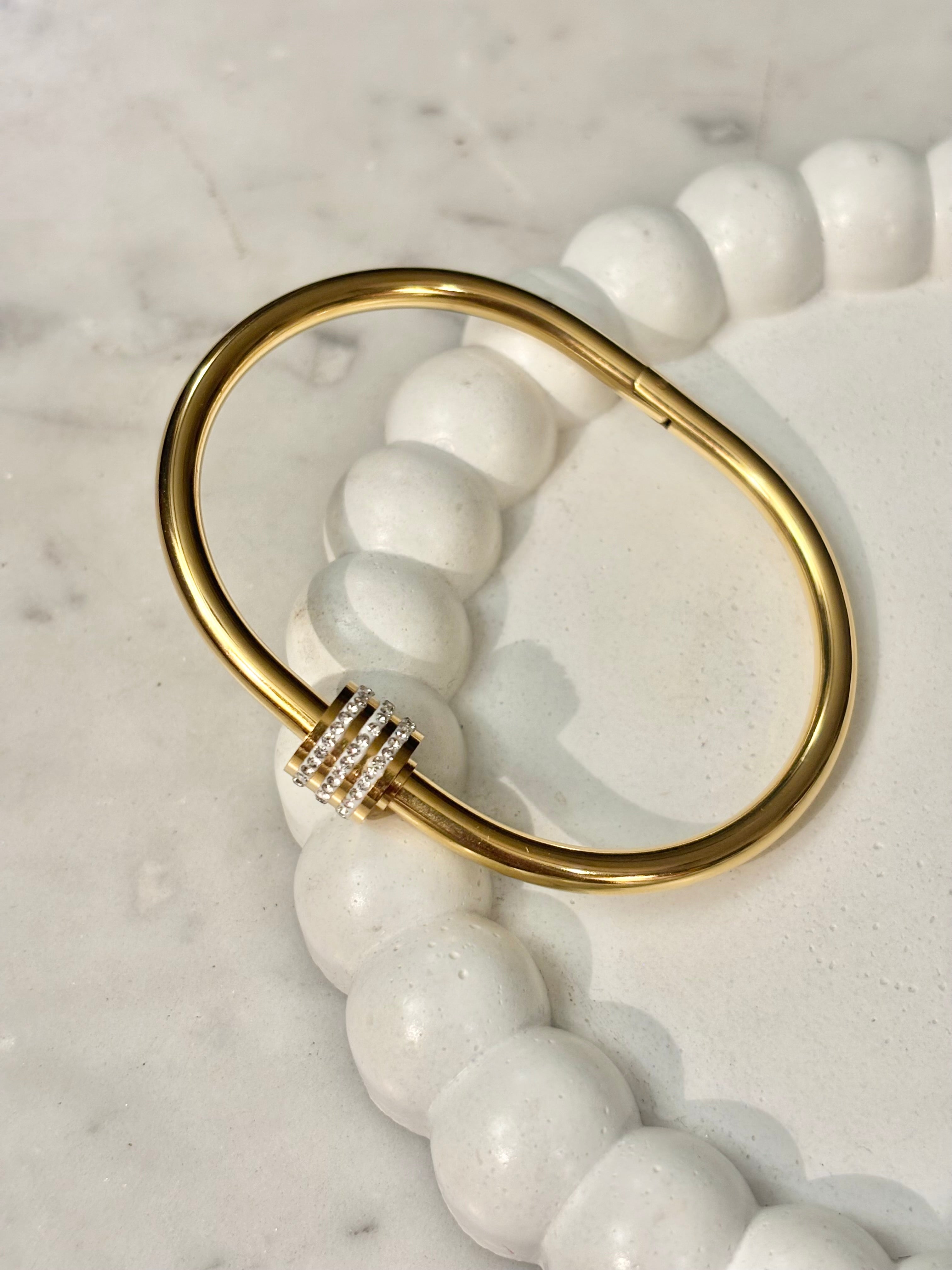 AURELIA PAVÈ CUFF
