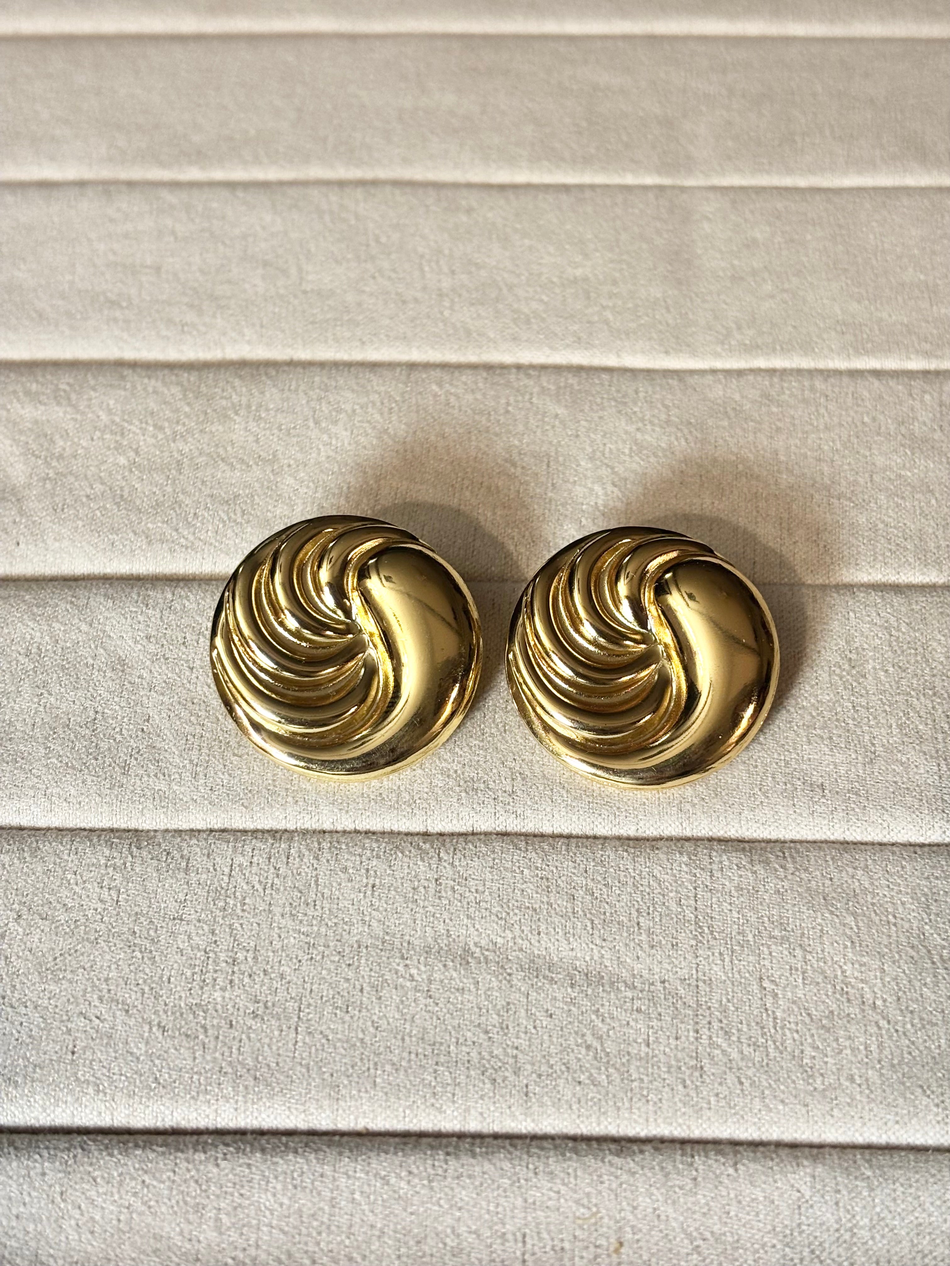 GILDED SWIRL STUDS
