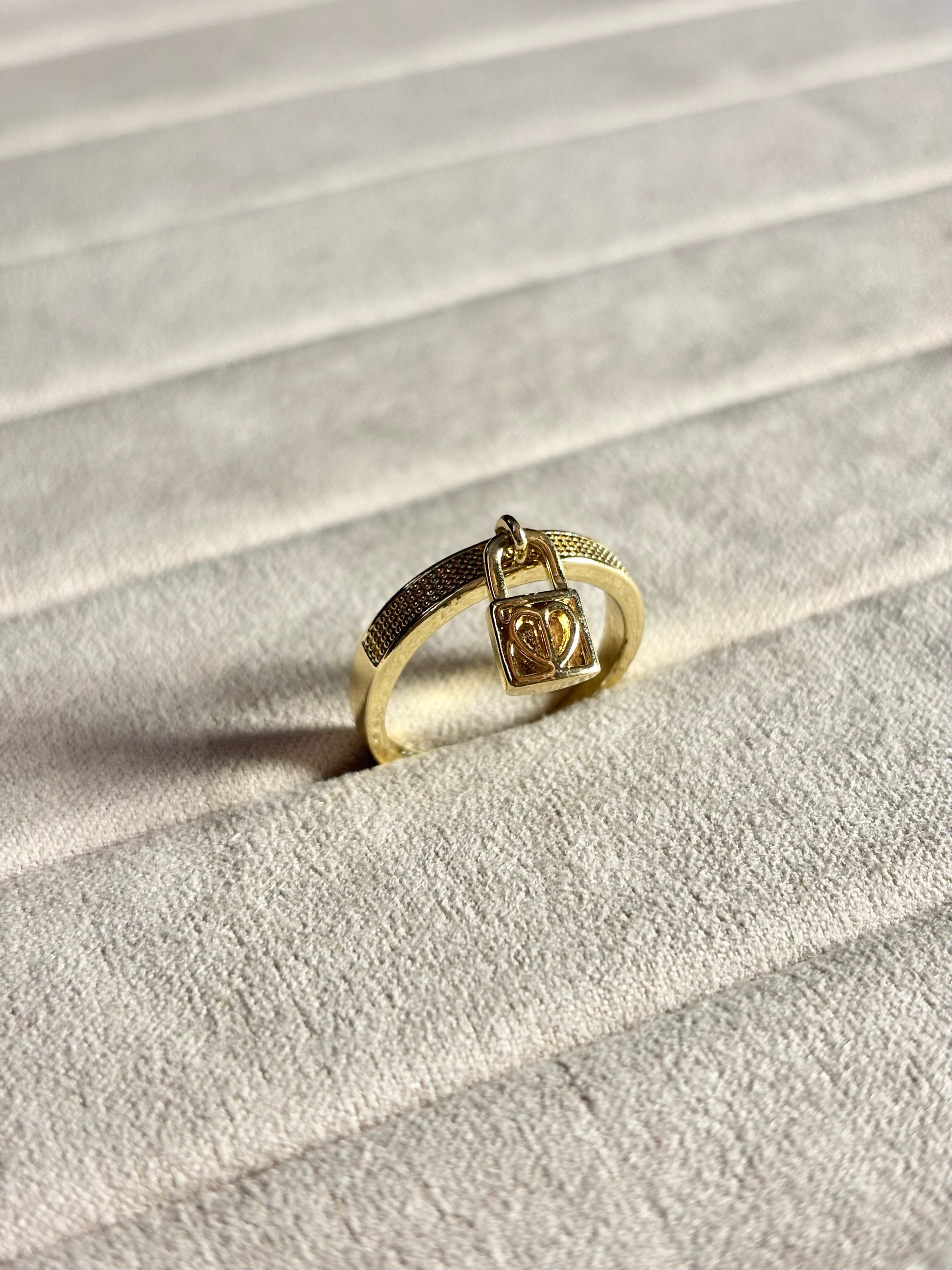 HEART-LOCK CHARM RING